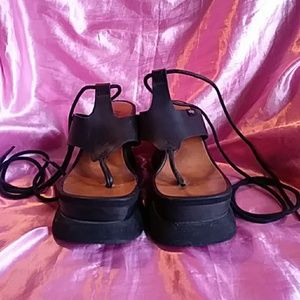 Vintage 90's Platform Sandals